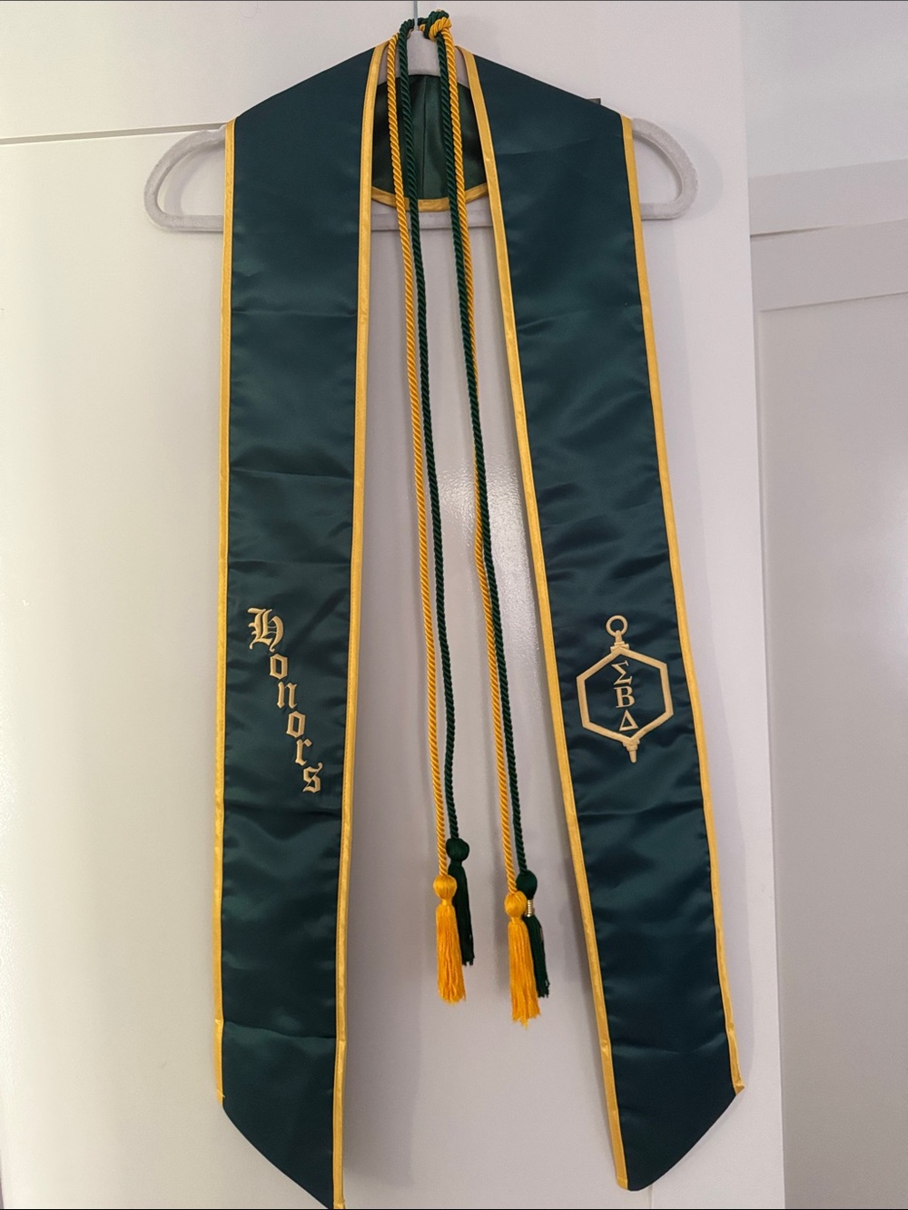 Sigma Beta Delta Graduation Honors Stole and Cord Set with Medal,Business honors